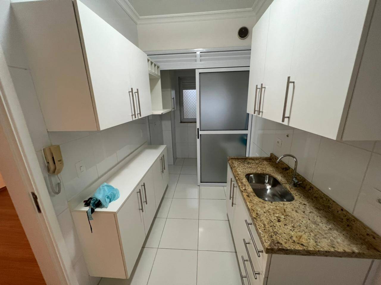 Apartamento para alugar com 2 quartos, 66m² - Foto 5