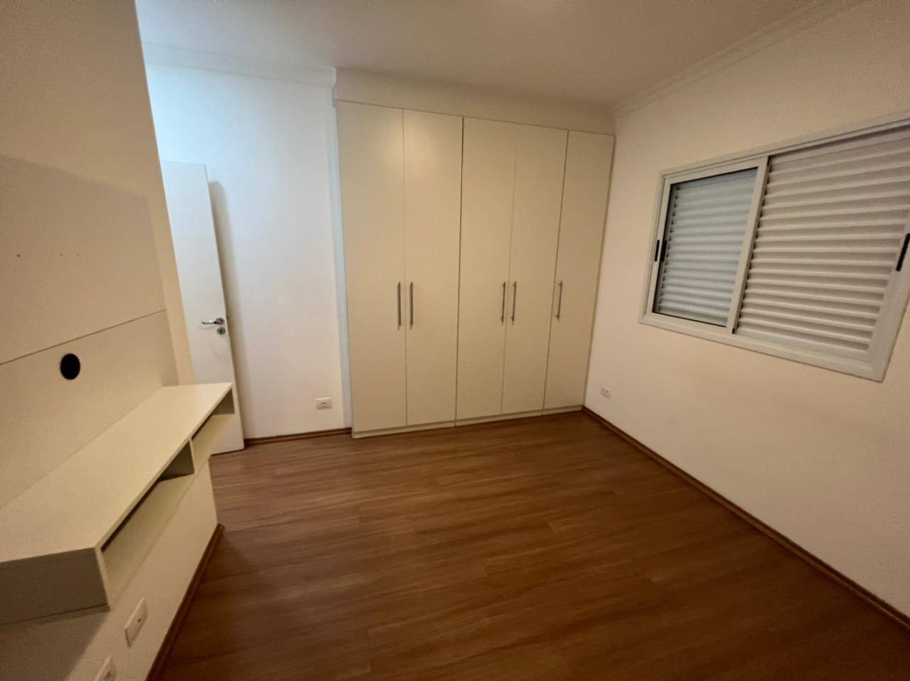 Apartamento para alugar com 2 quartos, 66m² - Foto 9