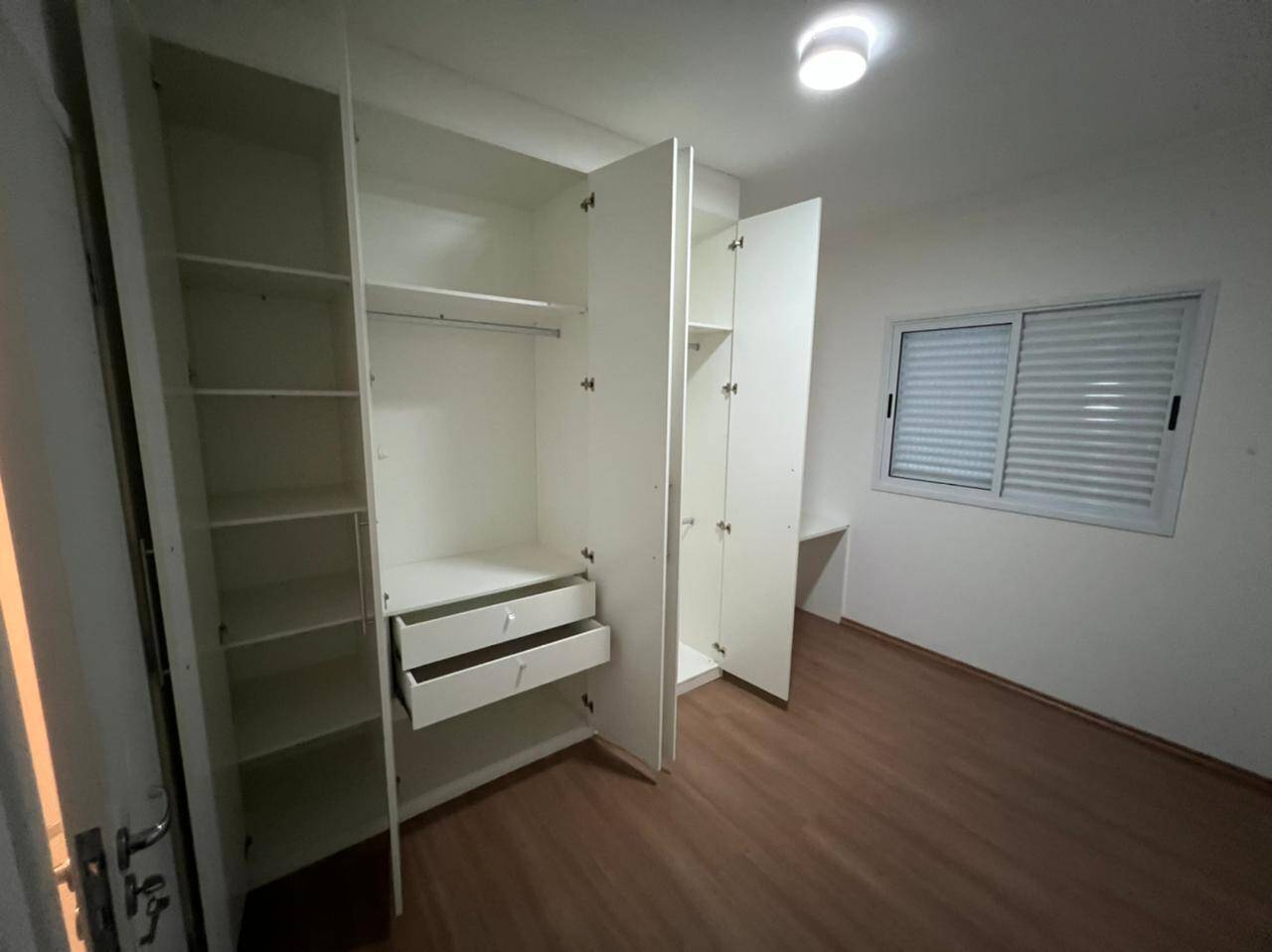 Apartamento para alugar com 2 quartos, 66m² - Foto 10