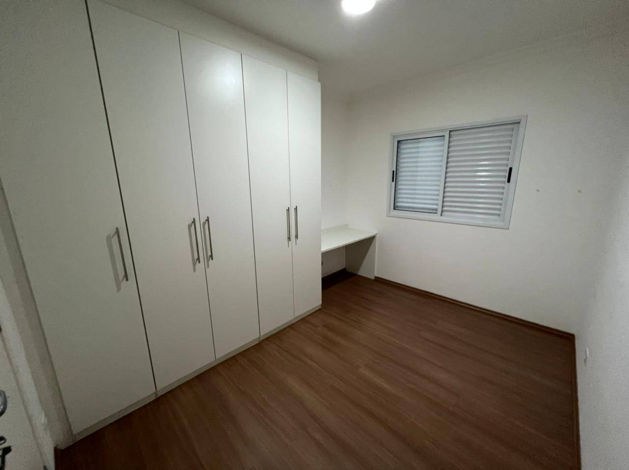 Apartamento para alugar com 2 quartos, 66m² - Foto 12