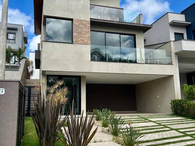 Casas à venda na Rua Gioto em Goiânia