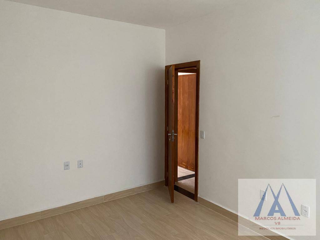 Sobrado à venda com 3 quartos, 240m² - Foto 5