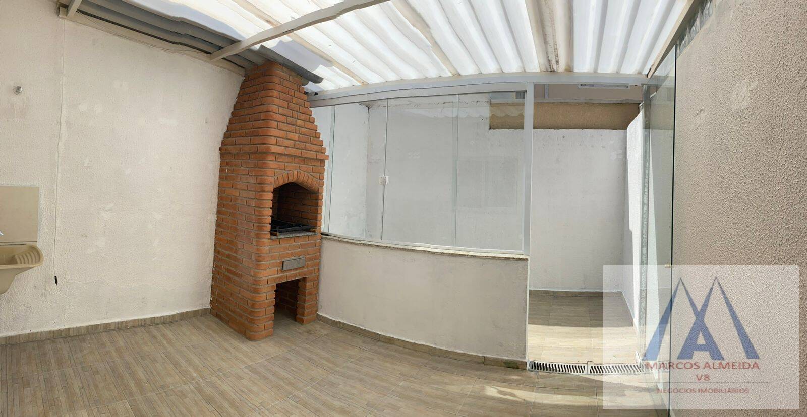 Casa de Condomínio para alugar com 2 quartos, 68m² - Foto 2