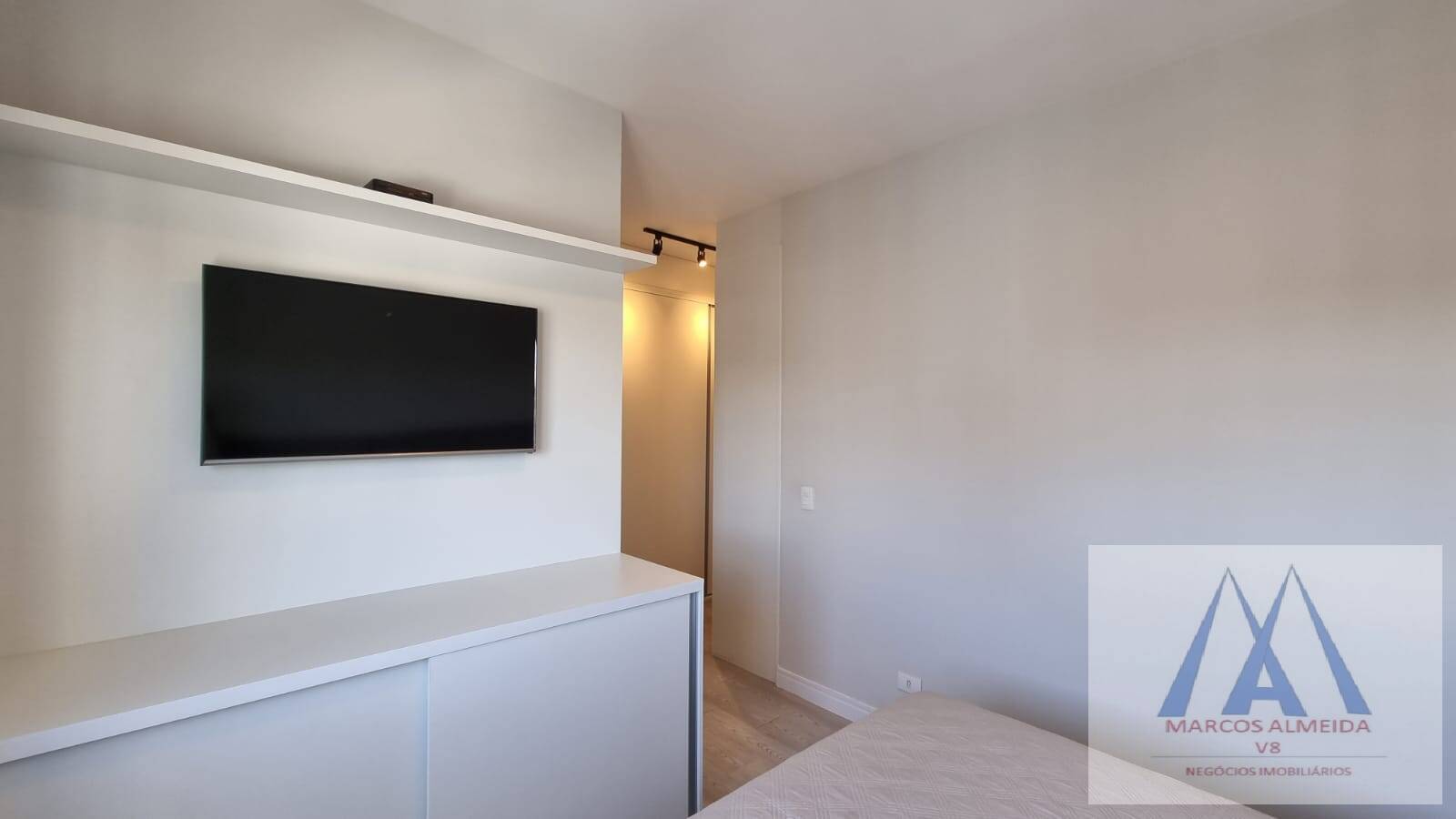 Apartamento para alugar com 3 quartos, 133m² - Foto 15