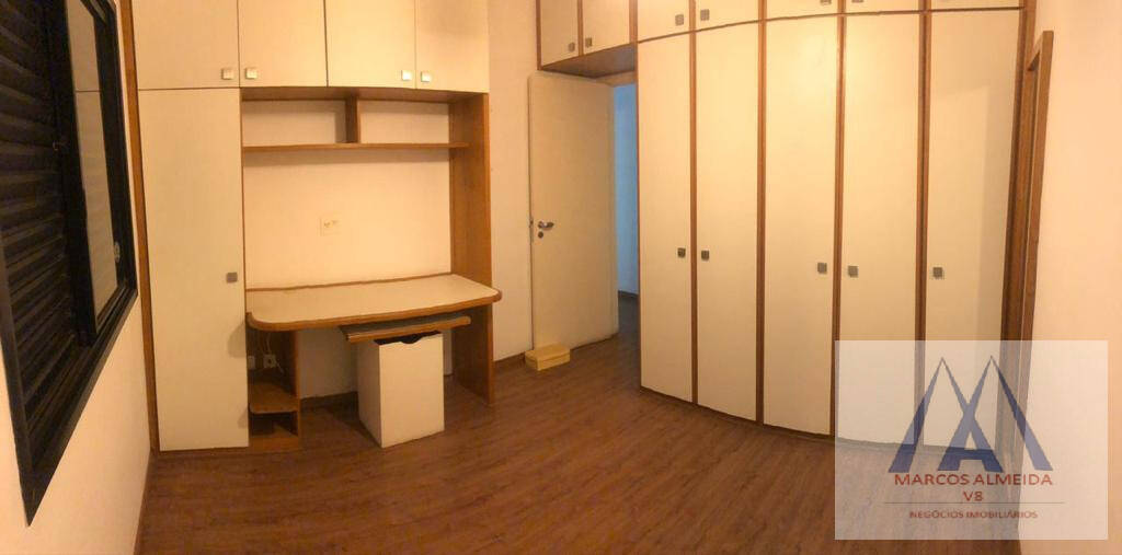 Apartamento à venda com 4 quartos, 210m² - Foto 5