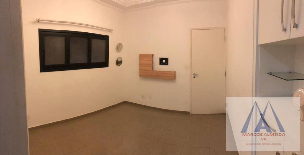 Apartamento à venda com 4 quartos, 210m² - Foto 14