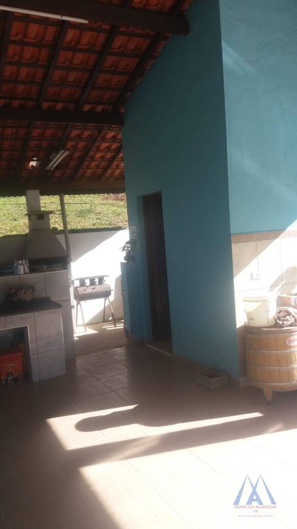 Fazenda à venda com 3 quartos, 2450m² - Foto 11