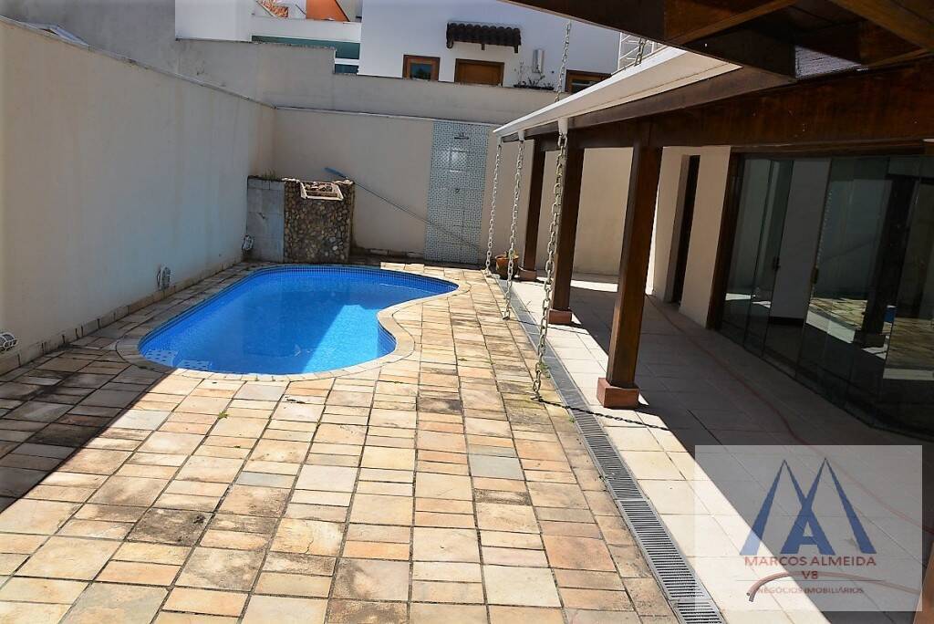 Casa de Condomínio à venda com 4 quartos, 390m² - Foto 18