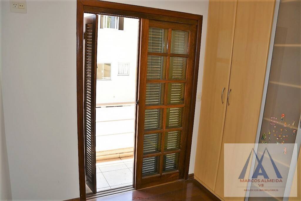 Casa de Condomínio à venda com 4 quartos, 390m² - Foto 23