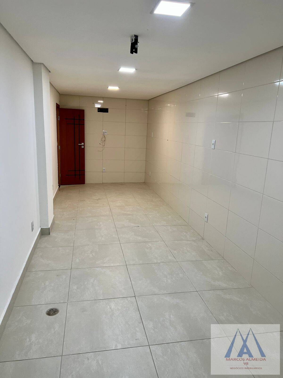 Casa de Condomínio à venda com 3 quartos, 310m² - Foto 17