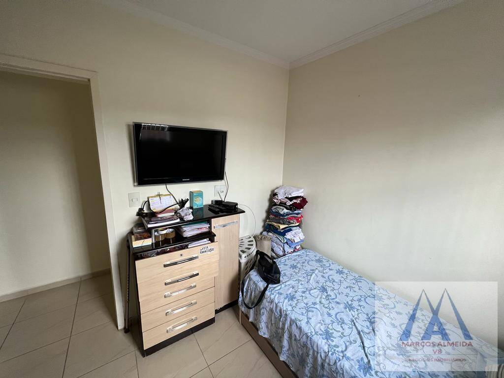 Casa à venda com 3 quartos, 140m² - Foto 4