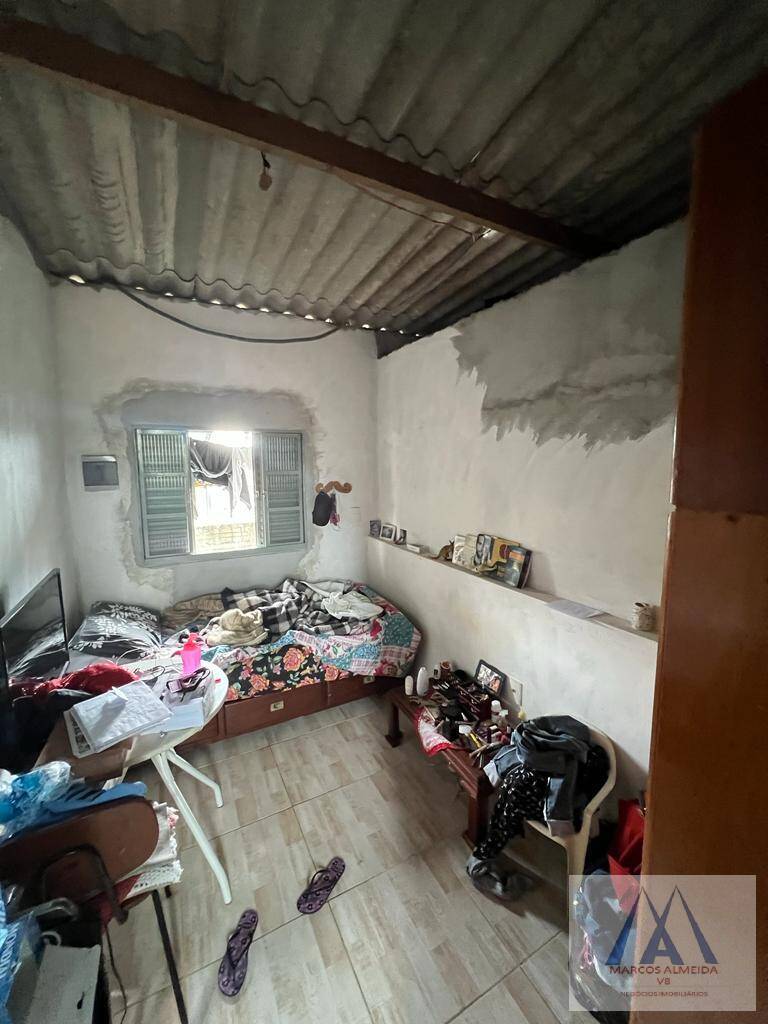 Casa à venda com 6 quartos, 150m² - Foto 12