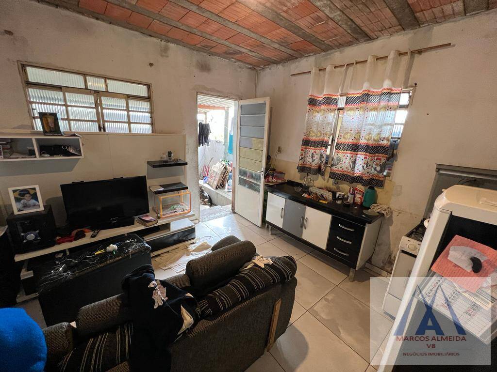 Casa à venda com 6 quartos, 150m² - Foto 20