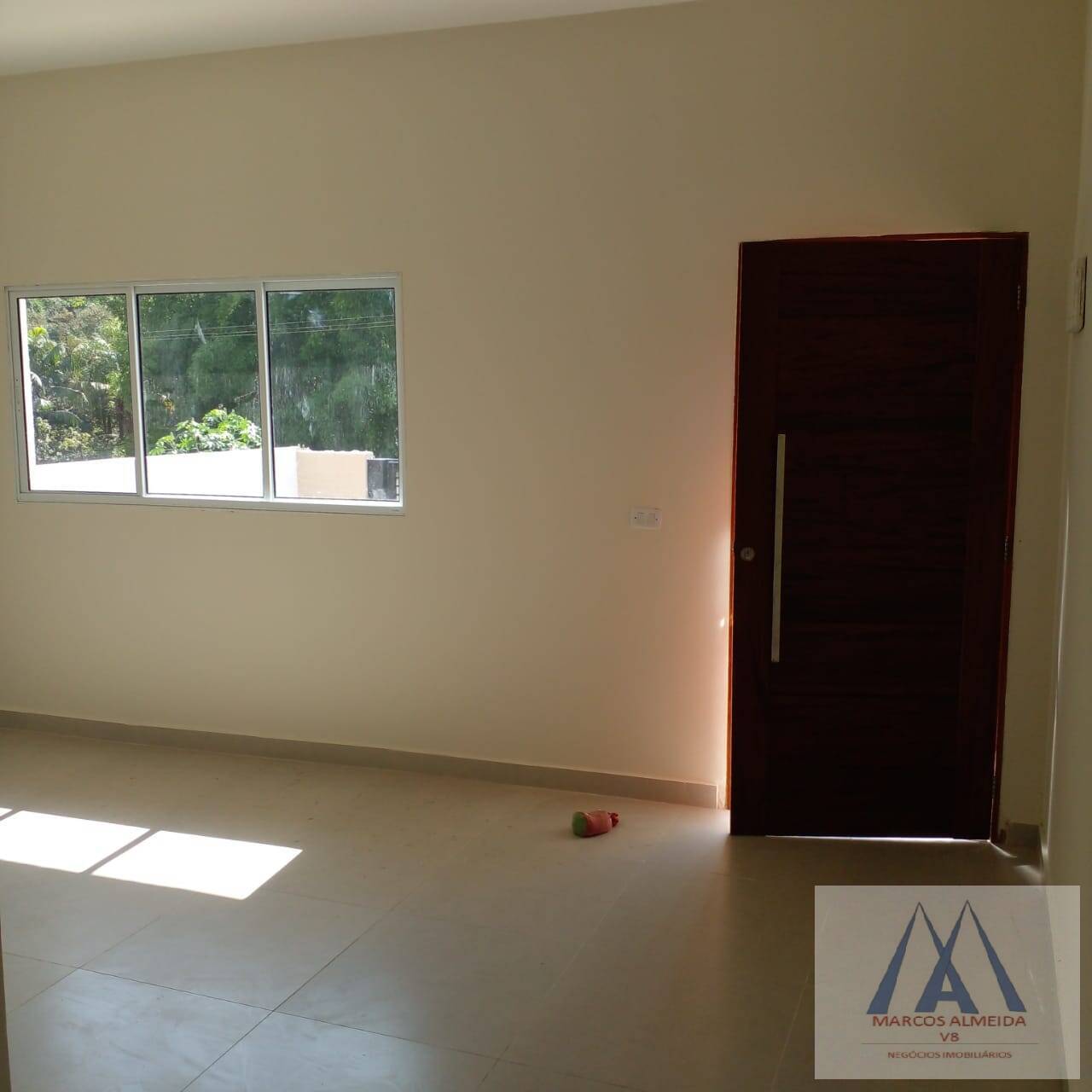 Casa à venda com 2 quartos, 90m² - Foto 13