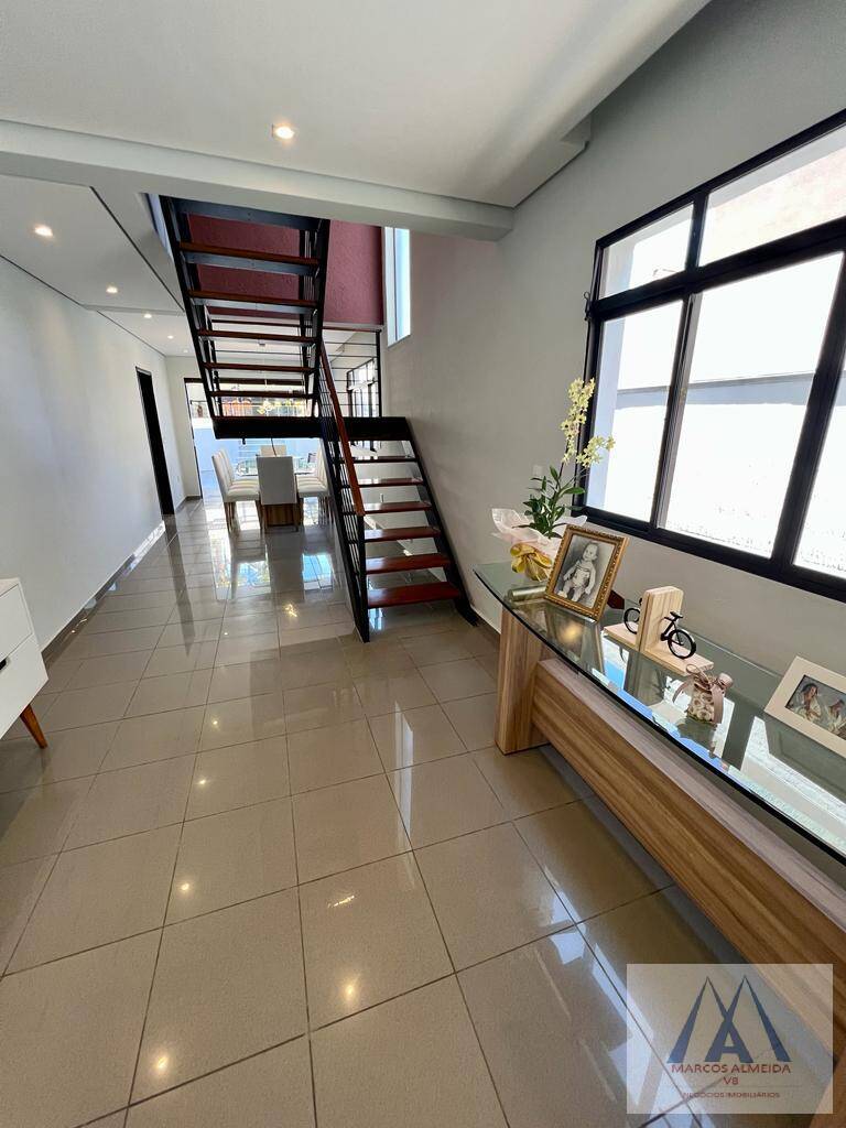 Casa à venda com 3 quartos, 284m² - Foto 22