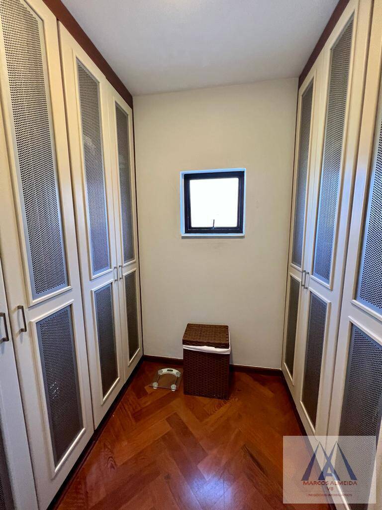 Casa à venda com 3 quartos, 284m² - Foto 41