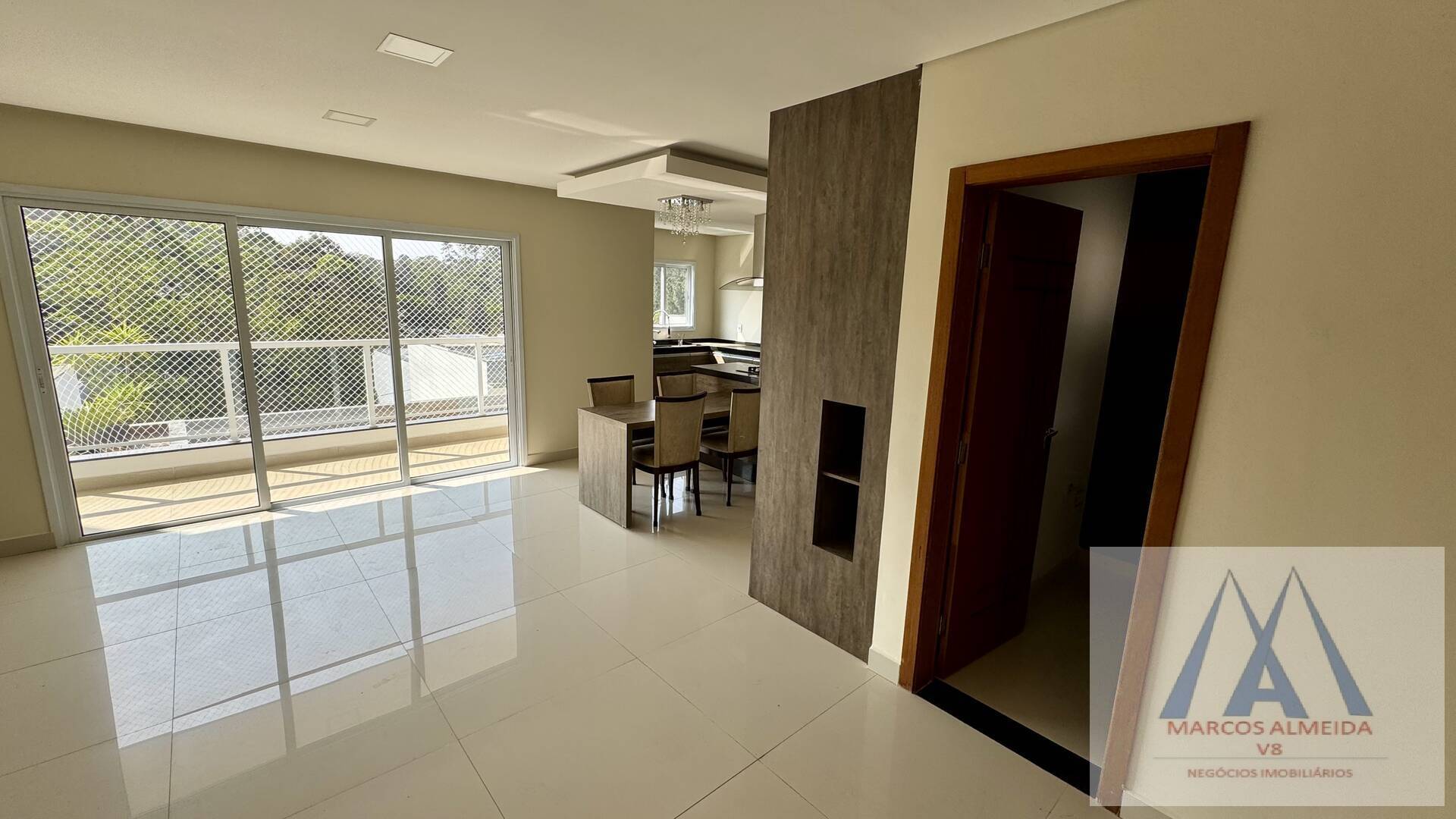 Casa de Condomínio para alugar com 3 quartos, 310m² - Foto 11