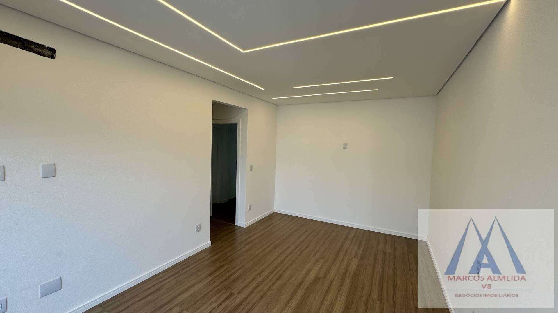 Casa de Condomínio à venda com 4 quartos, 227m² - Foto 8