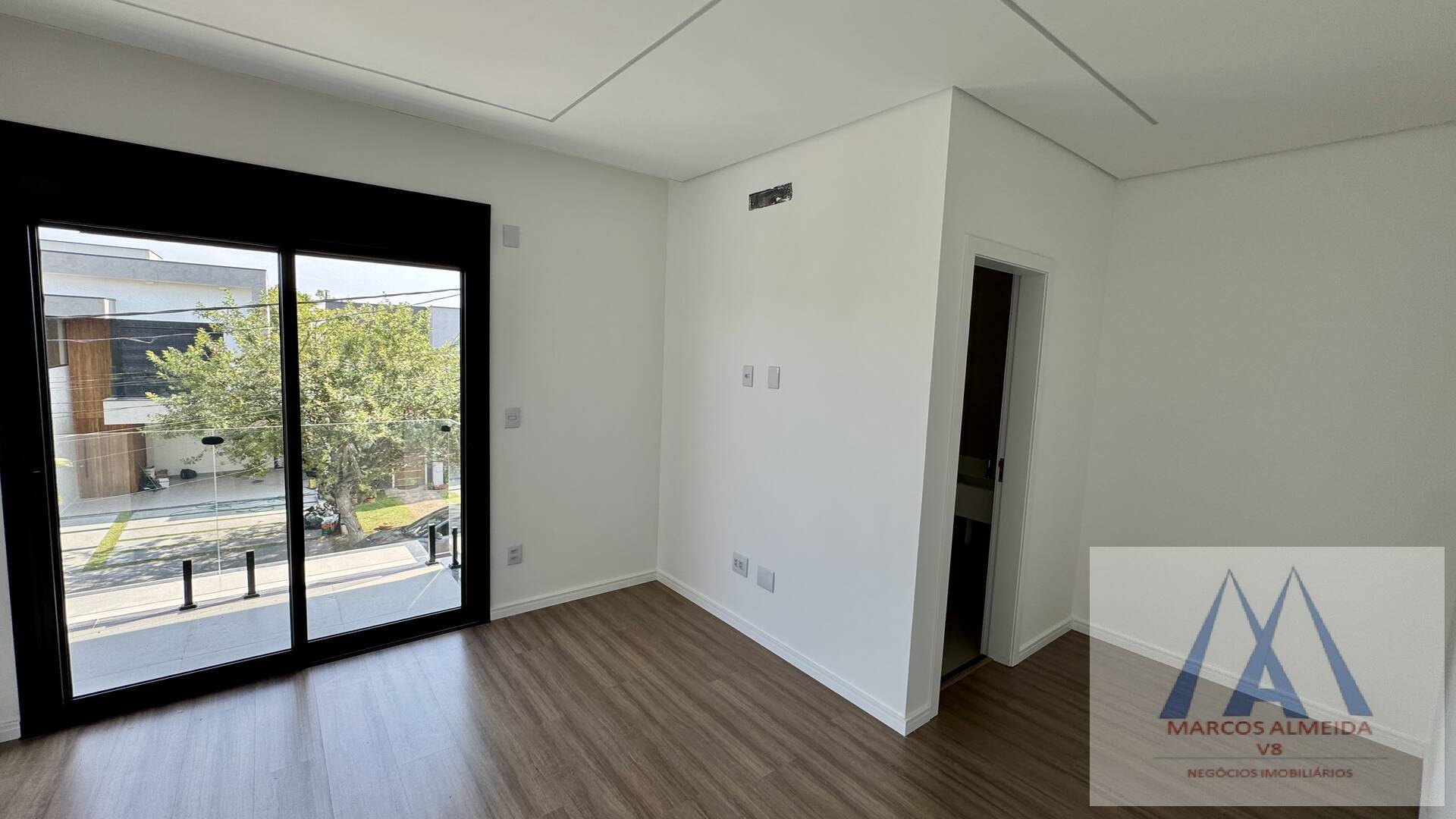 Casa de Condomínio à venda com 4 quartos, 227m² - Foto 11