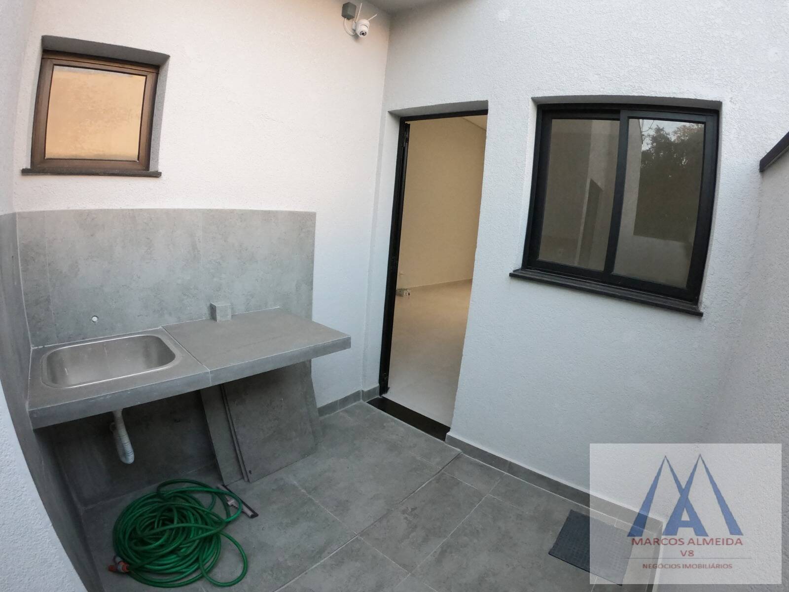 Casa à venda com 3 quartos, 81m² - Foto 18