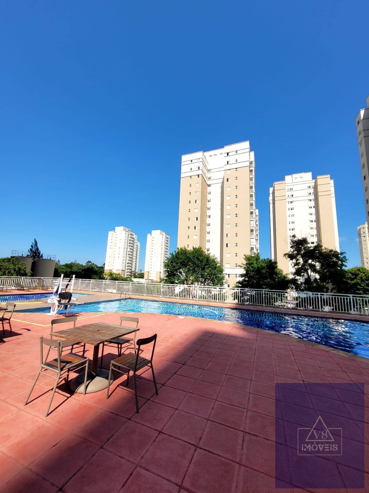 Apartamento para alugar com 2 quartos, 85m² - Foto 23