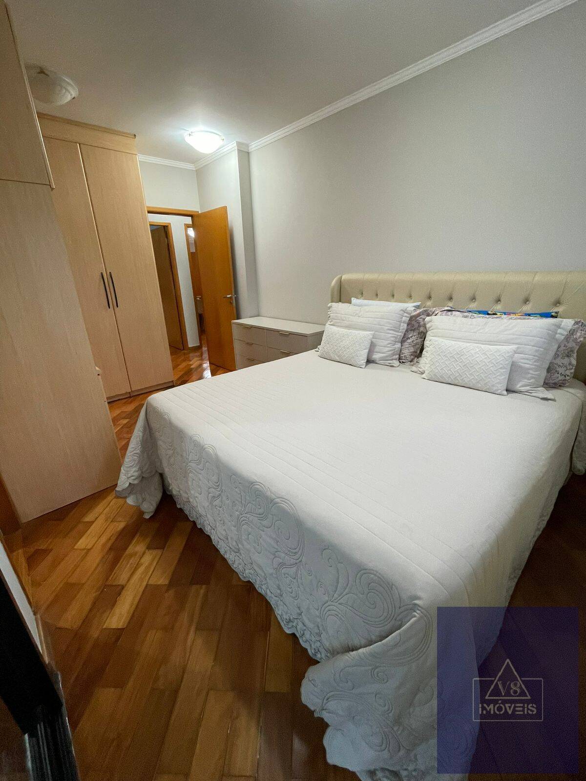 Apartamento à venda com 4 quartos, 156m² - Foto 6