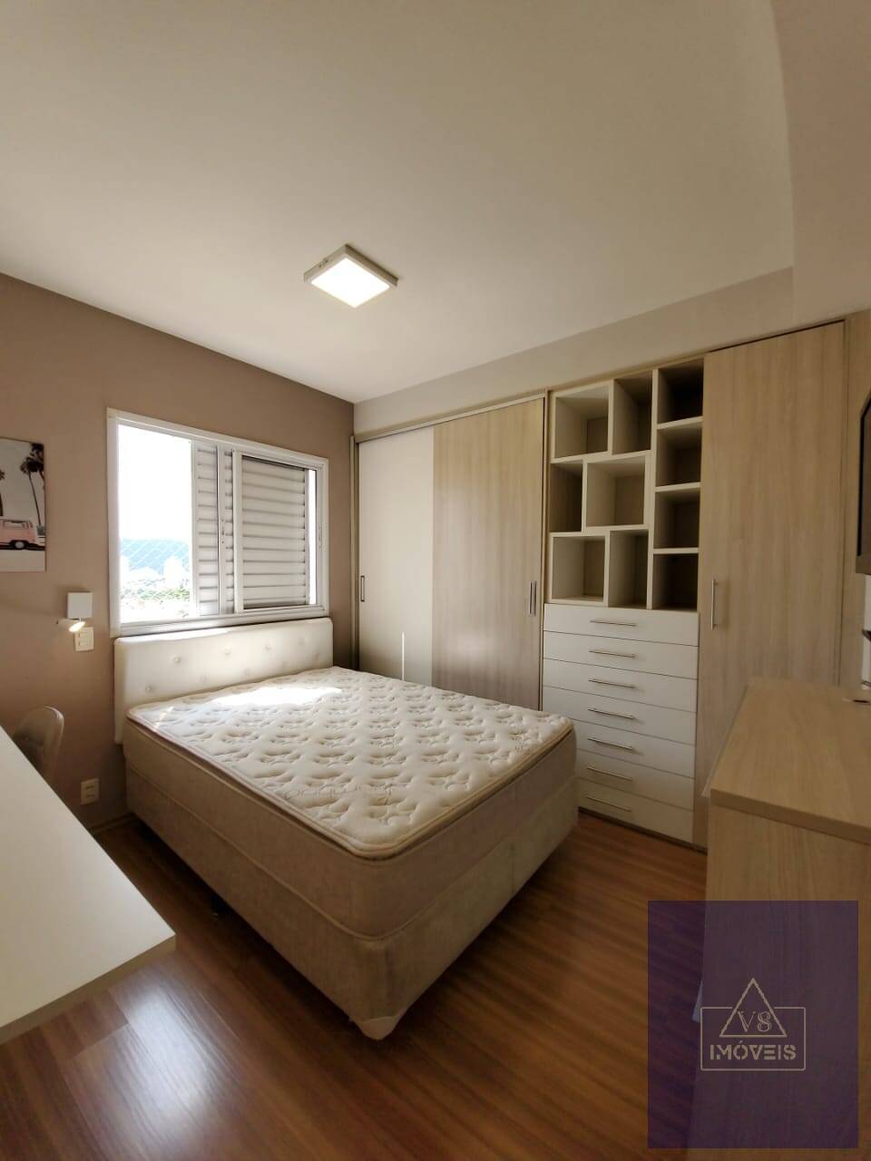 Apartamento para alugar com 3 quartos, 150m² - Foto 2