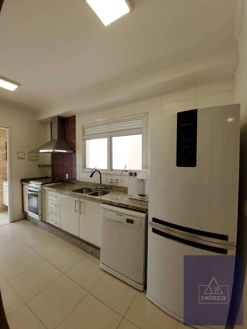 Apartamento para alugar com 3 quartos, 150m² - Foto 19