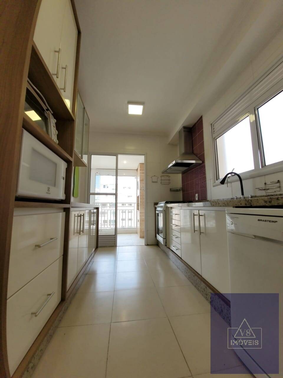 Apartamento para alugar com 3 quartos, 150m² - Foto 21